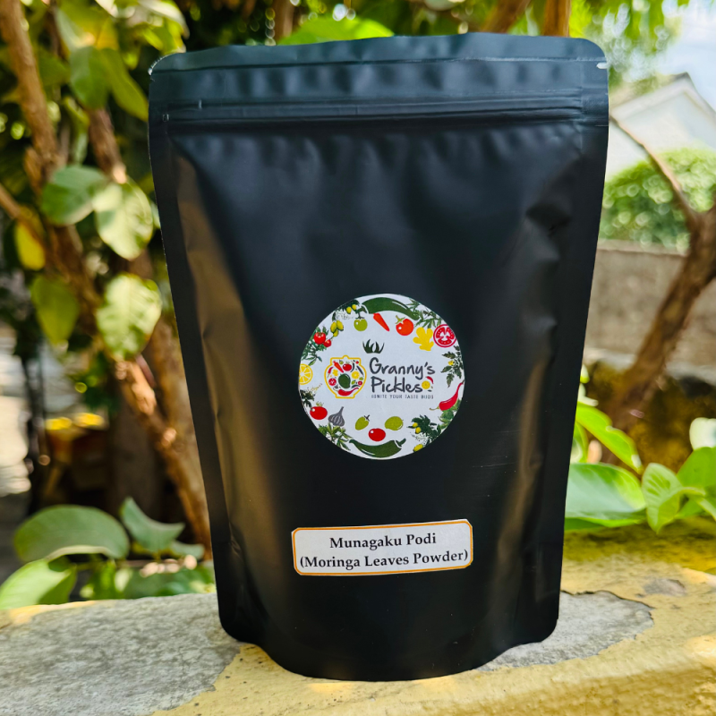 Granny's Pickles - Munagaku Kaaram ( Moringa Leaves Nutritious Spice Powder 1 Kg)